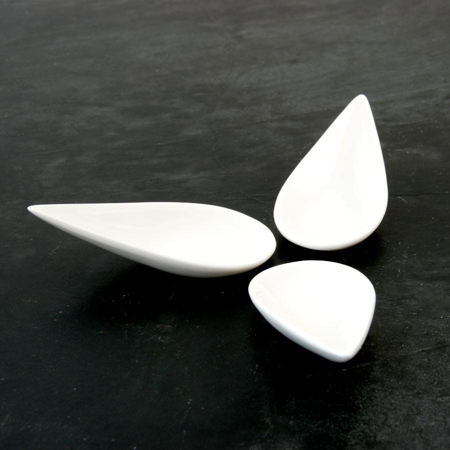 Canape Supplies | 12 X Small Porcelain Tear Drop Canape Spoon Cutlery Canape Supplies